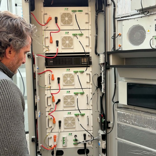 IPS BAT 50 kW