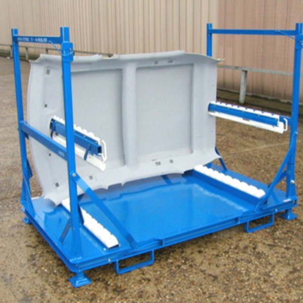 Conteneur spécifique automobile pour pavillons de toit