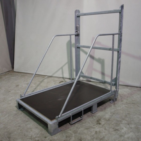 Palette à dosseret repliable